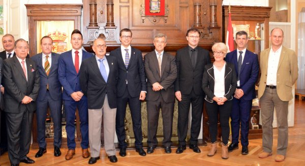Estepona acogerá las mayores ‘macro catas’ de vino al aire libre de España