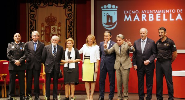 Marbella homenajea a Sergio Scariolo, Vicente del Bosque y Manolo Santana con la entrega del Título de Hijo Adoptivo de la Ciudad