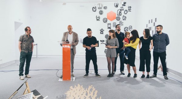 Los artistas residentes de La Térmica se convierten en agentes provocadores en la exposición 'Creadores 2018'