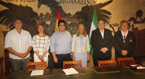 Marbella formaliza la concesión de subvenciones a las hermandades de la Soledad, Santa Marta y Cristo del Amor