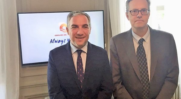 La Costa del Sol presenta a touroperadores y prensa especializada francesa la oferta de la provincia como un destino cosmopolita