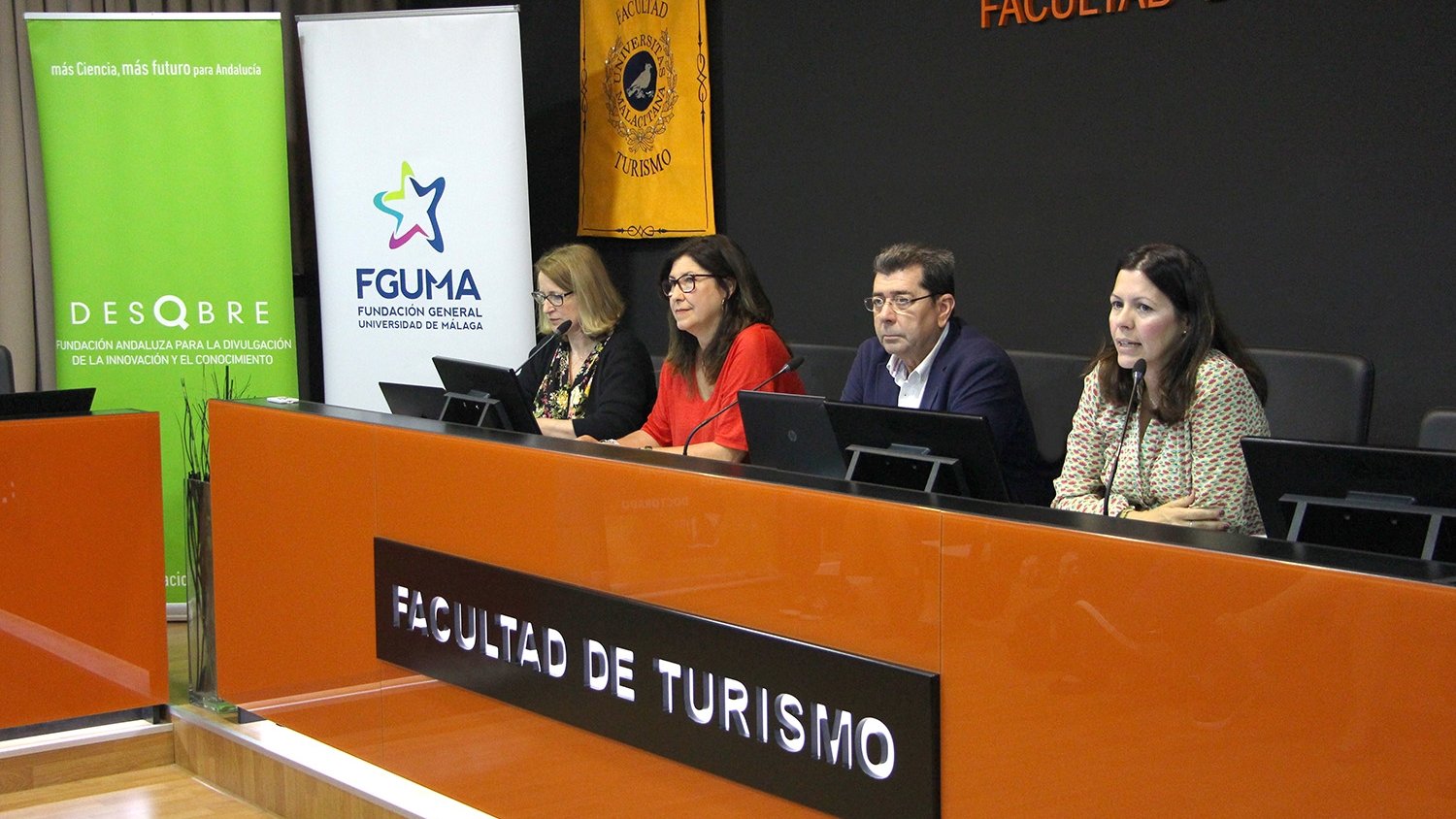 La Fundación Descubre y la Fundación General de la UMA forman sobre turismo científico en Andalucía