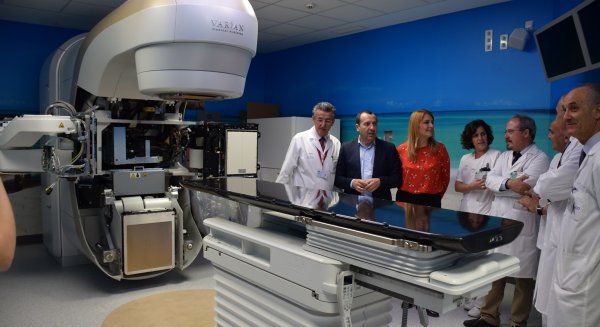 El Hospital Regional comienza la instalación del primer acelerador lineal