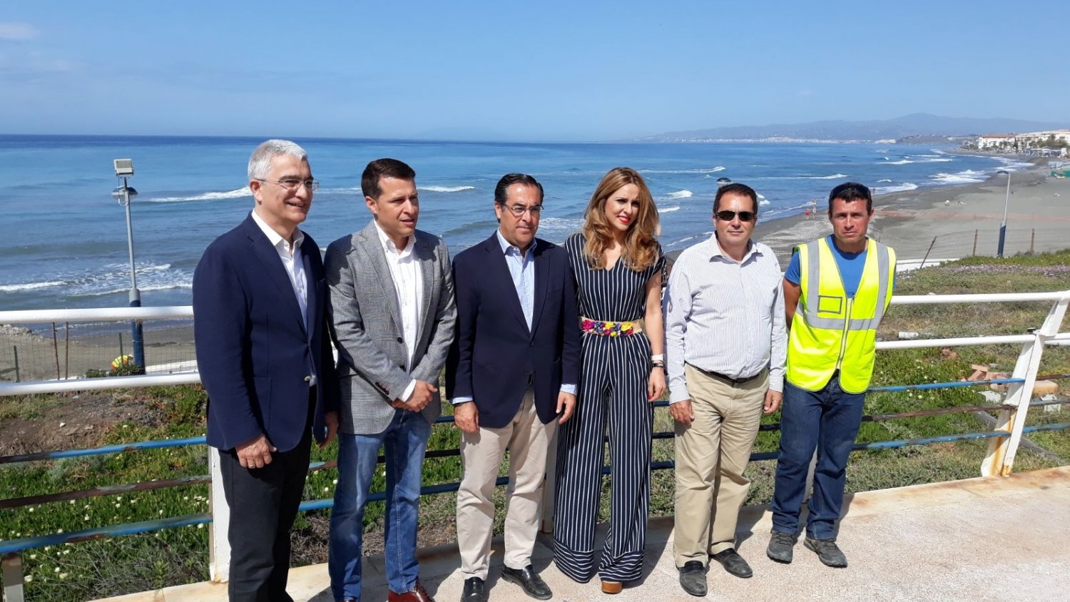Briones visita las obras de emergencia en las playas de Vélez Málaga y Torrox