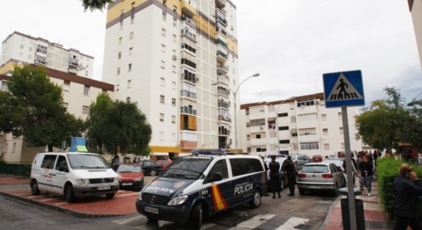 Detienen a un joven por un tiroteo en el mercado de La Palmilla