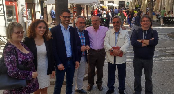 El PSOE solicita al Gobierno más ayudas para los autónomos y las pequeñas empresas
