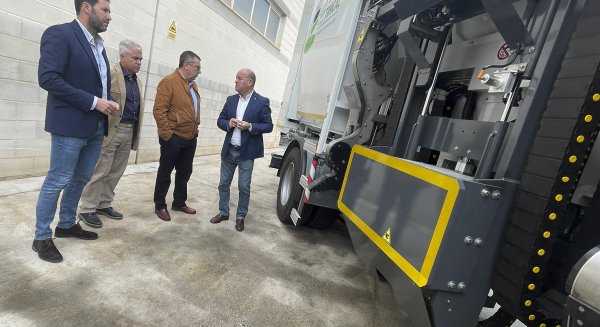 Antequera completa la renovación de la flota de vehículos de la empresa municipal Aguas del Torcal