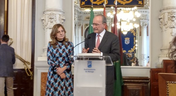 La Junta reafirma su compromiso para el nuevo hospital tras una reunión con el alcalde de Málaga