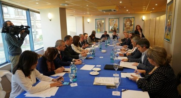 El proyecto de renovación de la Alameda y el turismo gastronómico centran la quinta reunión técnica del Foro de Turismo