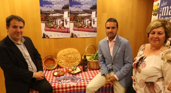 Casarabonela rinde homenaje a las habas con la celebración del 'I Día del Pipeo'