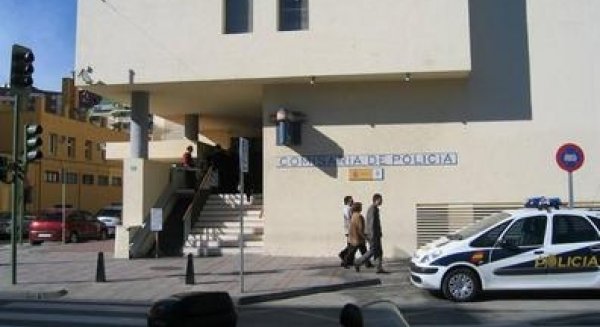Detienen a un hombre en Fuengirola por la muerte de su madre por arma blanca