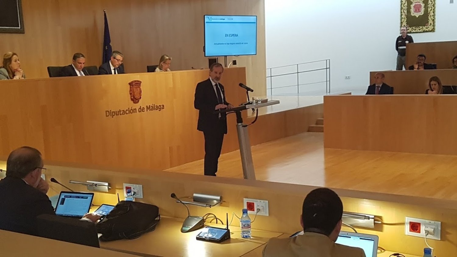 Ciudadanos critica el 'amiguismo' que mantiene el PP en la Diputación