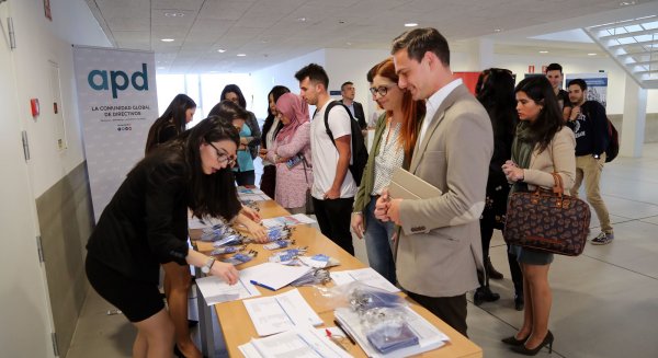 Empresas de éxito acercan nuevos perfiles profesionales al alumnado de Estudios Sociales y del Trabajo