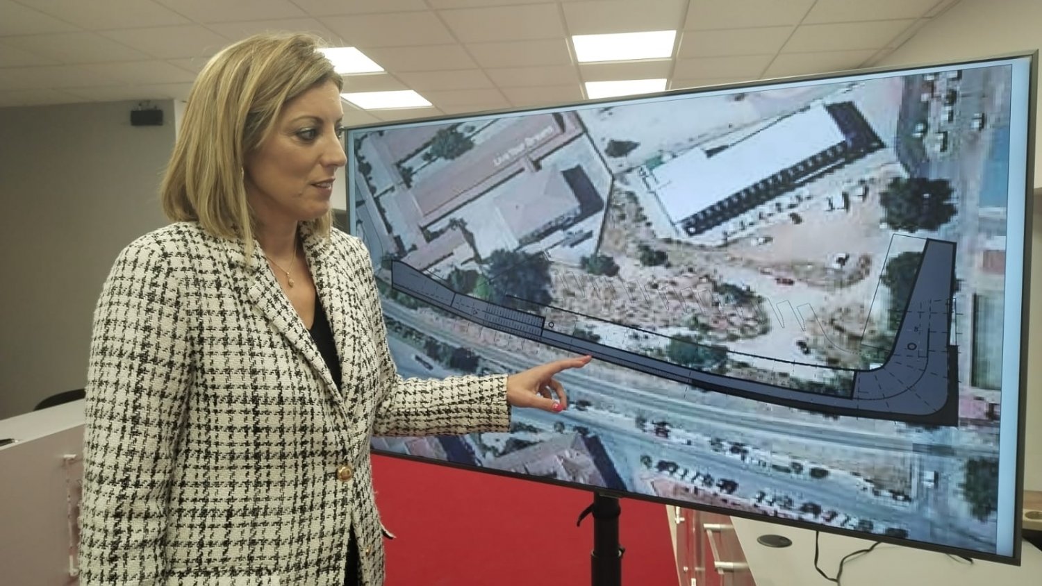 Ronda licita las obras del vial de conexión de las calles Dolores Ibarruri y Guadalcobacín