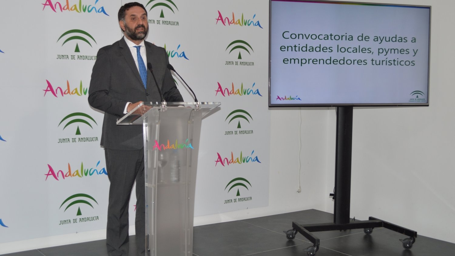 La Junta anuncia más de 4,5 millones en nuevos incentivos para pymes, emprendedores e infraestructuras turísticas