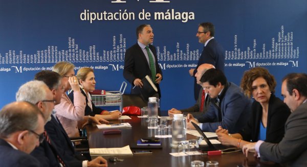 La Diputación aprueba proyectos por 8,6 millones de euros para la realización de obras en 51 municipios