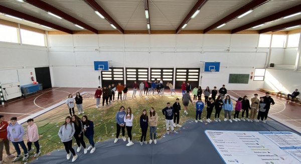 Diputación imparte talleres formativos entre escolares sobre la provincia y el acoso escolar