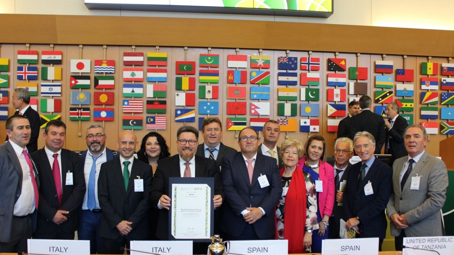 La FAO entrega el reconocimiento a la uva pasa moscatel de la Axarquía como patrimonio agrícola mundial