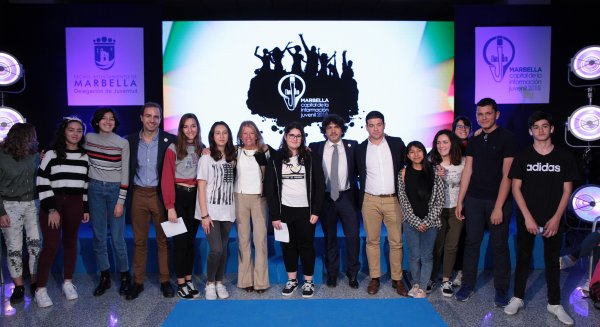 Más de 200 estudiantes celebran en Marbella el Día Europeo de la Información Juvenil