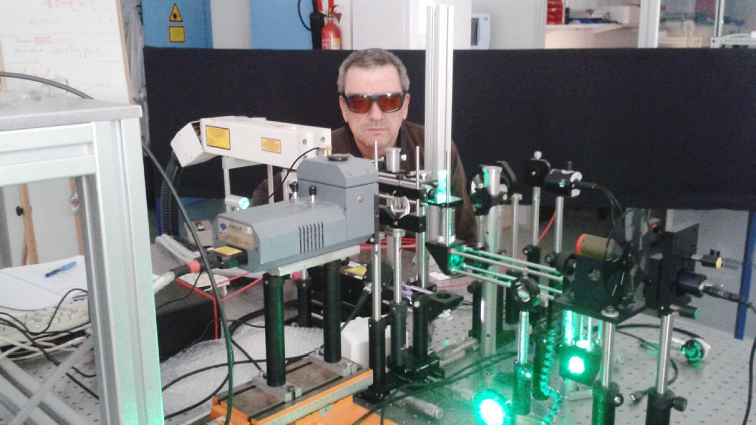 La sociedad de espectroscopia de Estados Unidos premia la catedrático Javier Laserna