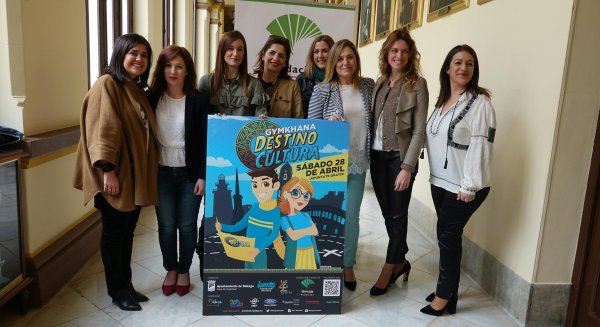 La tercera edición de la Gymkhana Destino pone a prueba el conocimiento de los jóvenes sobre la cultura e historia de Málaga