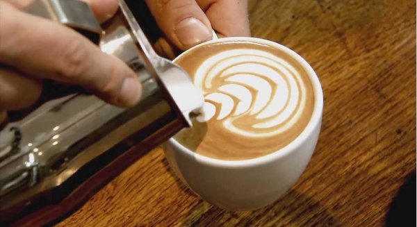 España busca al mejor barista del país en el arte de preparación del café