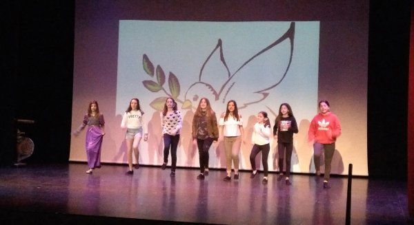Más de 400 escolares se convierten en actores en la XXXII muestra de teatro