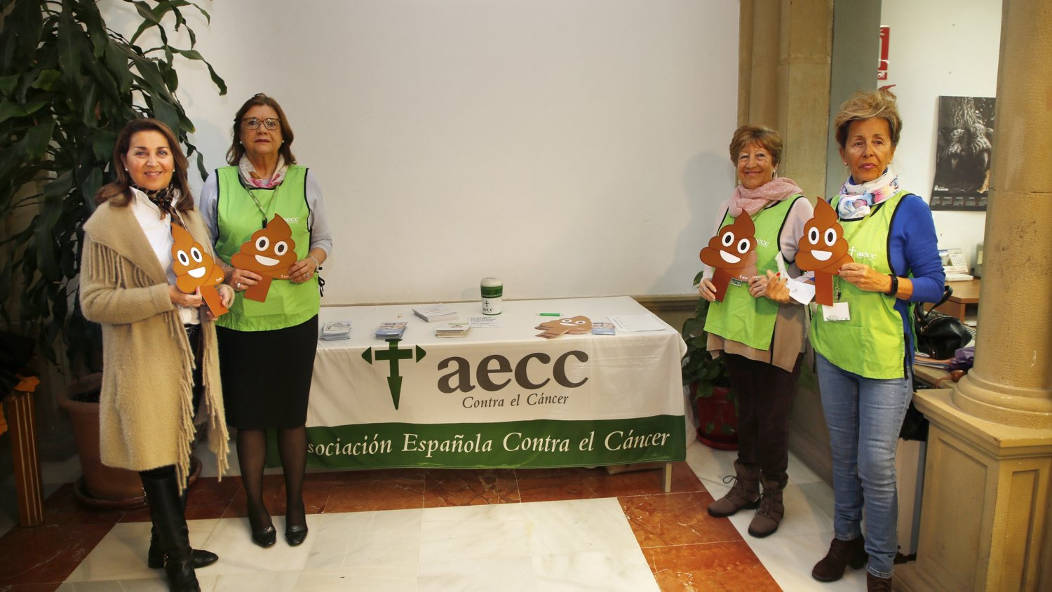 Marbella apoya la acción informativa de la AECC en el Día Mundial del Cáncer de Colon