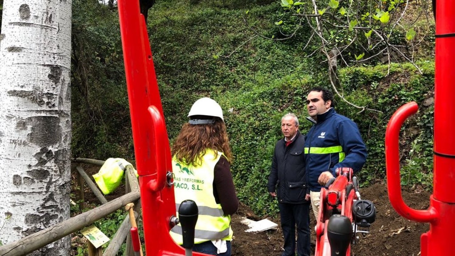 Acosol realiza una inversión en Istán que permitirá la mejora del abastecimiento de agua al casco urbano