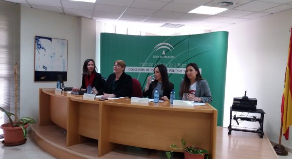 25 malagueñas participan en nuevos talleres del IAM para promover el emprendimiento de mujeres