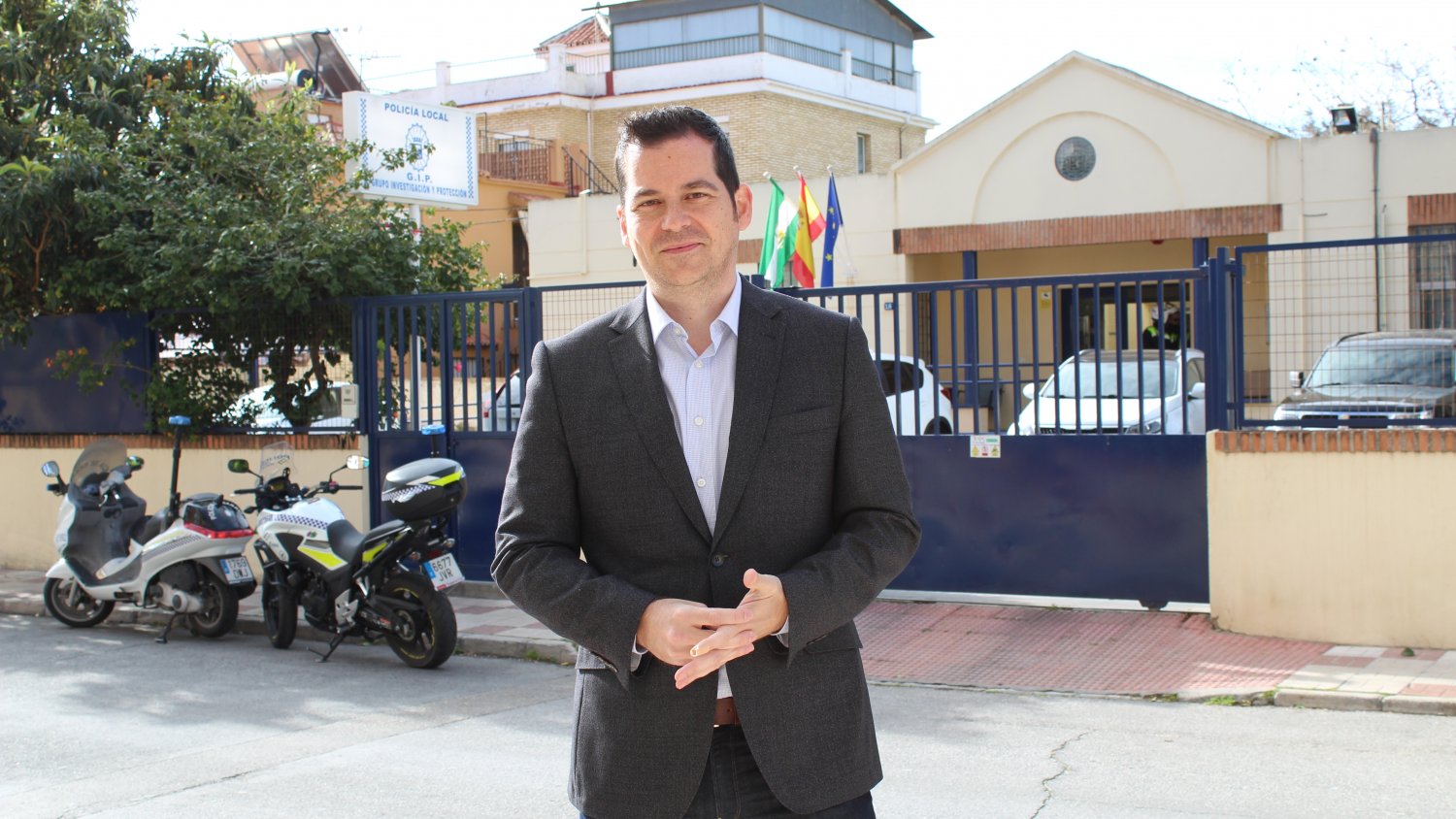 Ciudadanos propone reforzar la figura del agente tutor de la Policía Local para educar en drogas, absentismo y acoso escolar