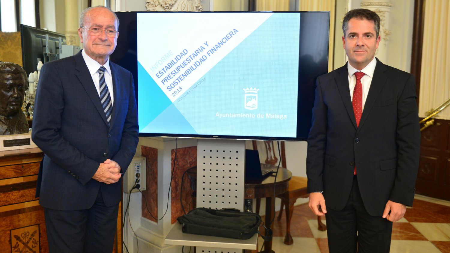 El Ayuntamiento de Málaga reduce su deuda en 62 millones de euros al termino de 2017