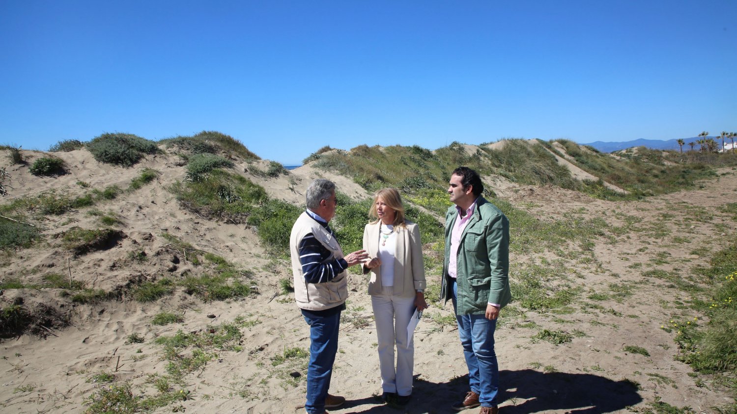 Marbella firmará un acuerdo con la asociación Produnas para consensuar todas las actuaciones que afecten al sistema dunar