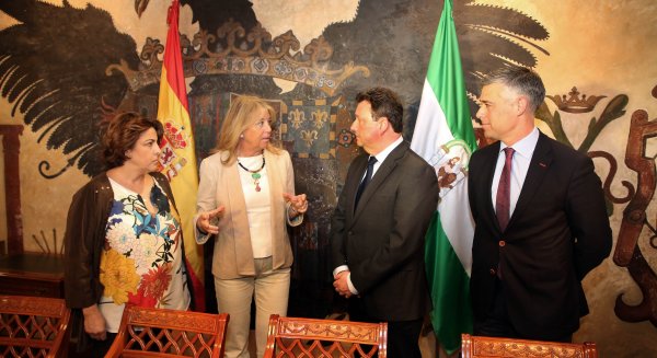 Marbella y TSS Group firman un acuerdo para la promoción de la localidad en los mercados centroeuropeos