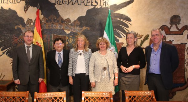 Ángeles Muñoz destaca que Marbella “es un lugar estratégico para el desarrollo de proyectos en el ámbito de la construcción”