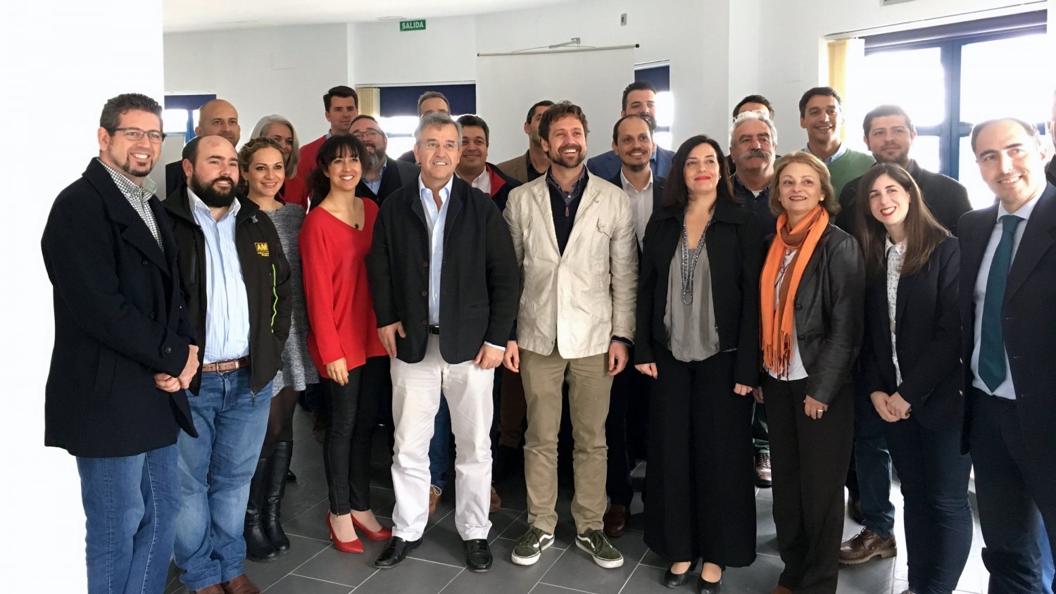 García Urbano mantiene un encuentro de trabajo con la Asociación de Jóvenes Empresarios de Málaga