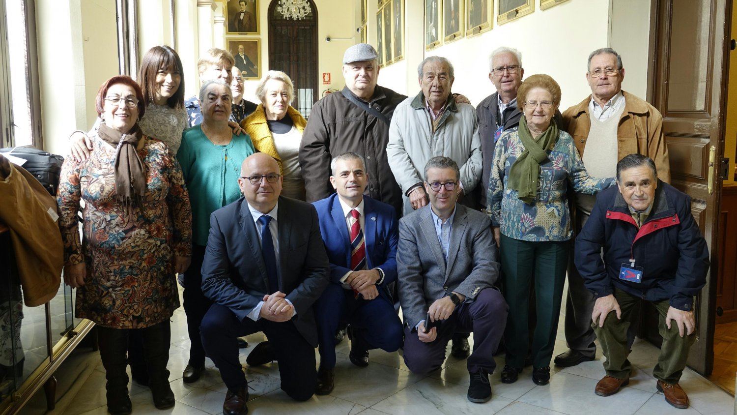 Cerca de 1.200 mayores podrán disfrutar gratuitamente de la Semana Santa en su tribuna