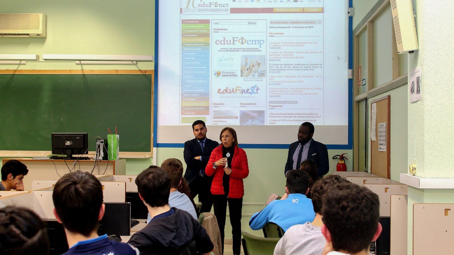 Unicaja colabora en el proyecto ‘GuíaMe’ de la UMA y acerca el mundo financiero a estudiantes de Bachillerato