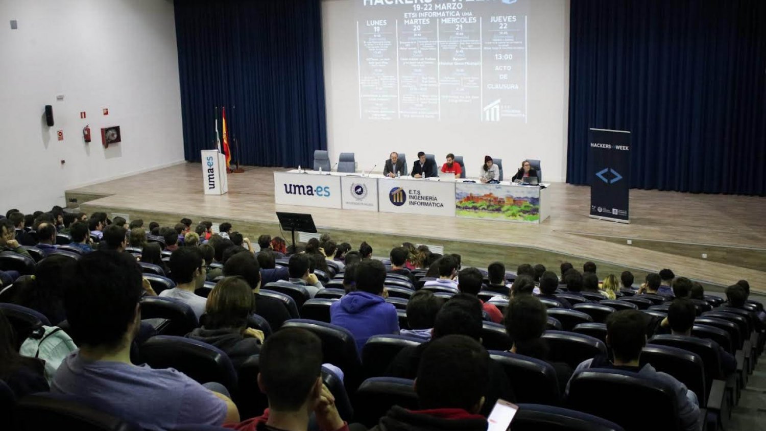 Informática celebra su quinta Hackers Week con un variado programa de conferencias, talleres y juegos