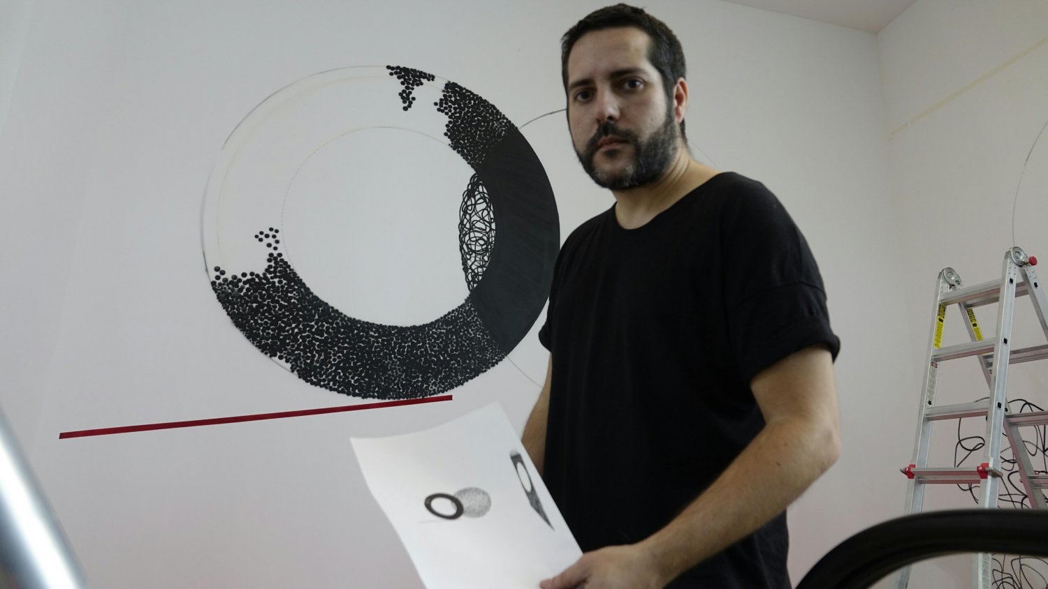 El malagueño D.Darko interviene en un espacio del Museo Ruso, en una propuesta de Mága de Festival