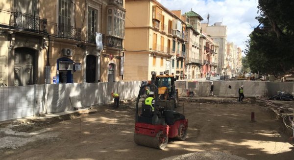 Metro de Málaga adapta el recinto de obras en la Alameda Principal para el paso de los tronos en Semana Santa