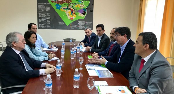 Ciudadanos cierra un acuerdo con la Junta para que este año se decida el mapa de transporte público del PTA