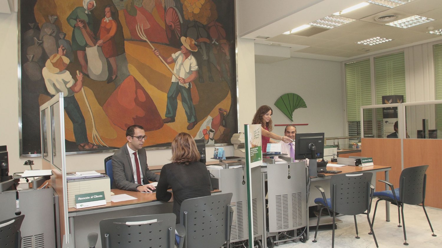 Unicaja Banco colabora un año más en el anticipo de las ayudas de la PAC