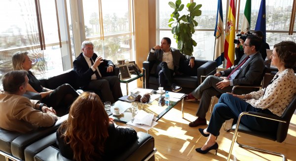 El secretario de Estado de Hacienda, Fernández de Moya, destaca la gran labor de las Entidades Sociales de Málaga