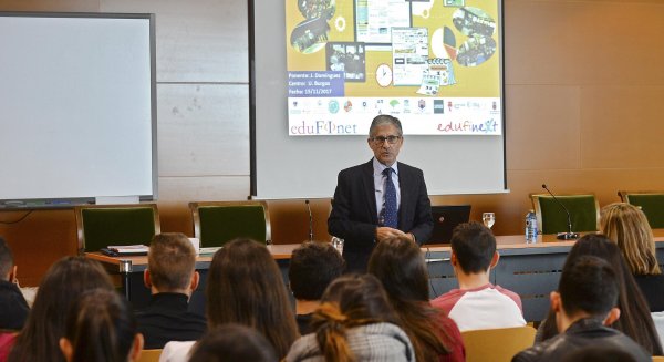 Unicaja acerca durante este curso la educación financiera a más de 18.300 jóvenes de casi 270 centros