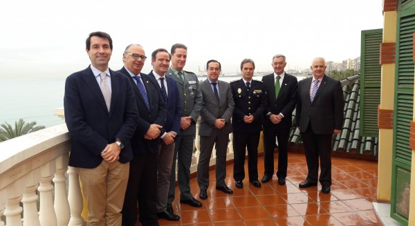 Briones analiza con las Fuerzas y Cuerpos de Seguridad del Estado y cofradías los preparativos de la Semana Santa