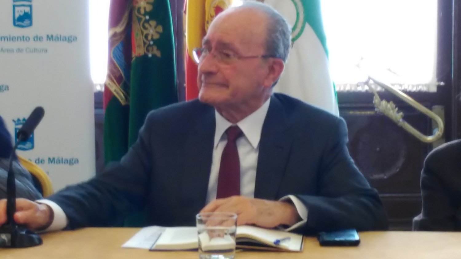 De la Torre: 