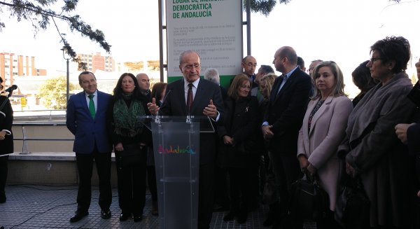 La esquina donde falleció García Caparrós queda declarada como Lugar de Memoria Democrática