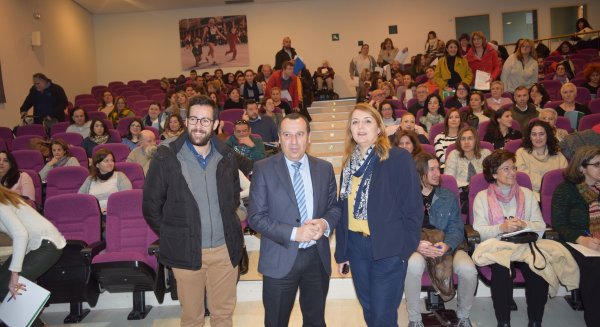 La Junta destina más de 762.000 euros en ayudas a personas mayores y discapacitadas