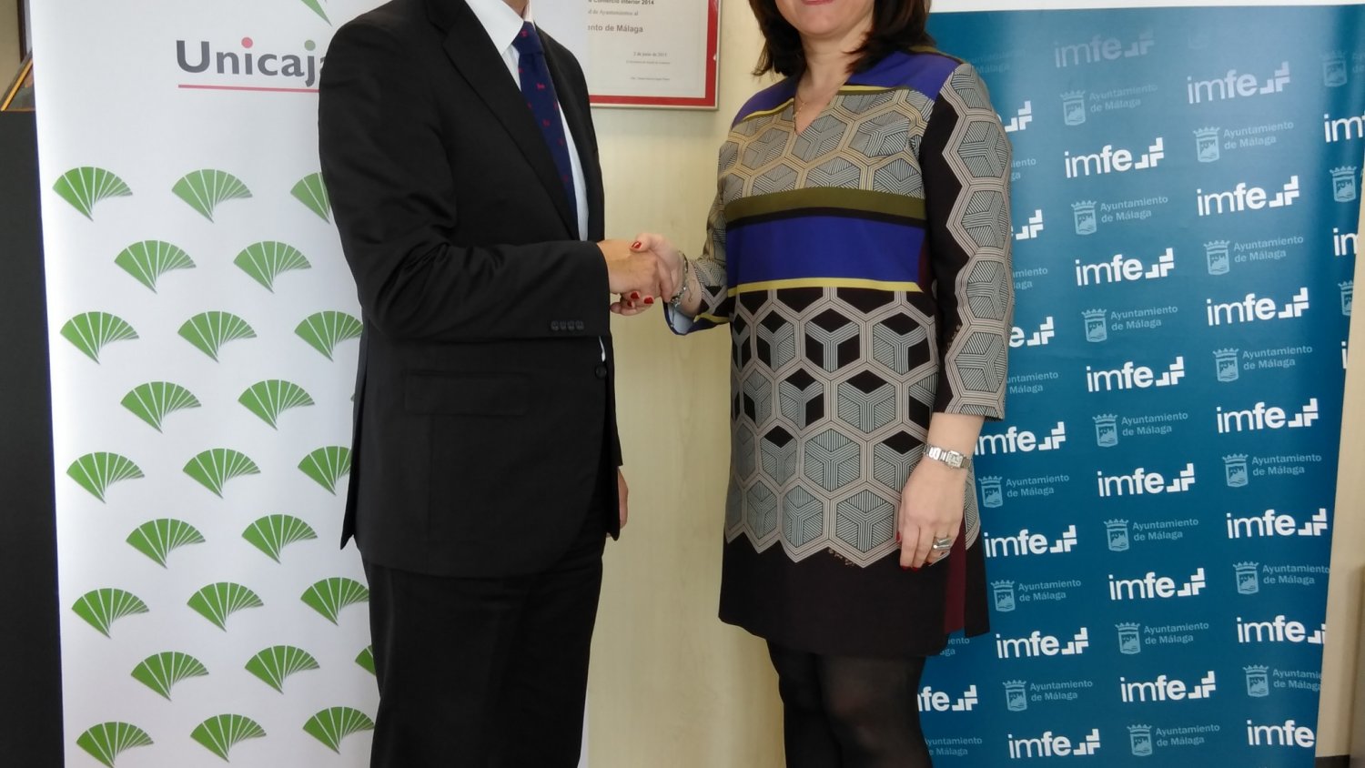 Unicaja Banco renueva su acuerdo con el Ayuntamiento de Málaga y ofrece microcréditos y nuevos productos